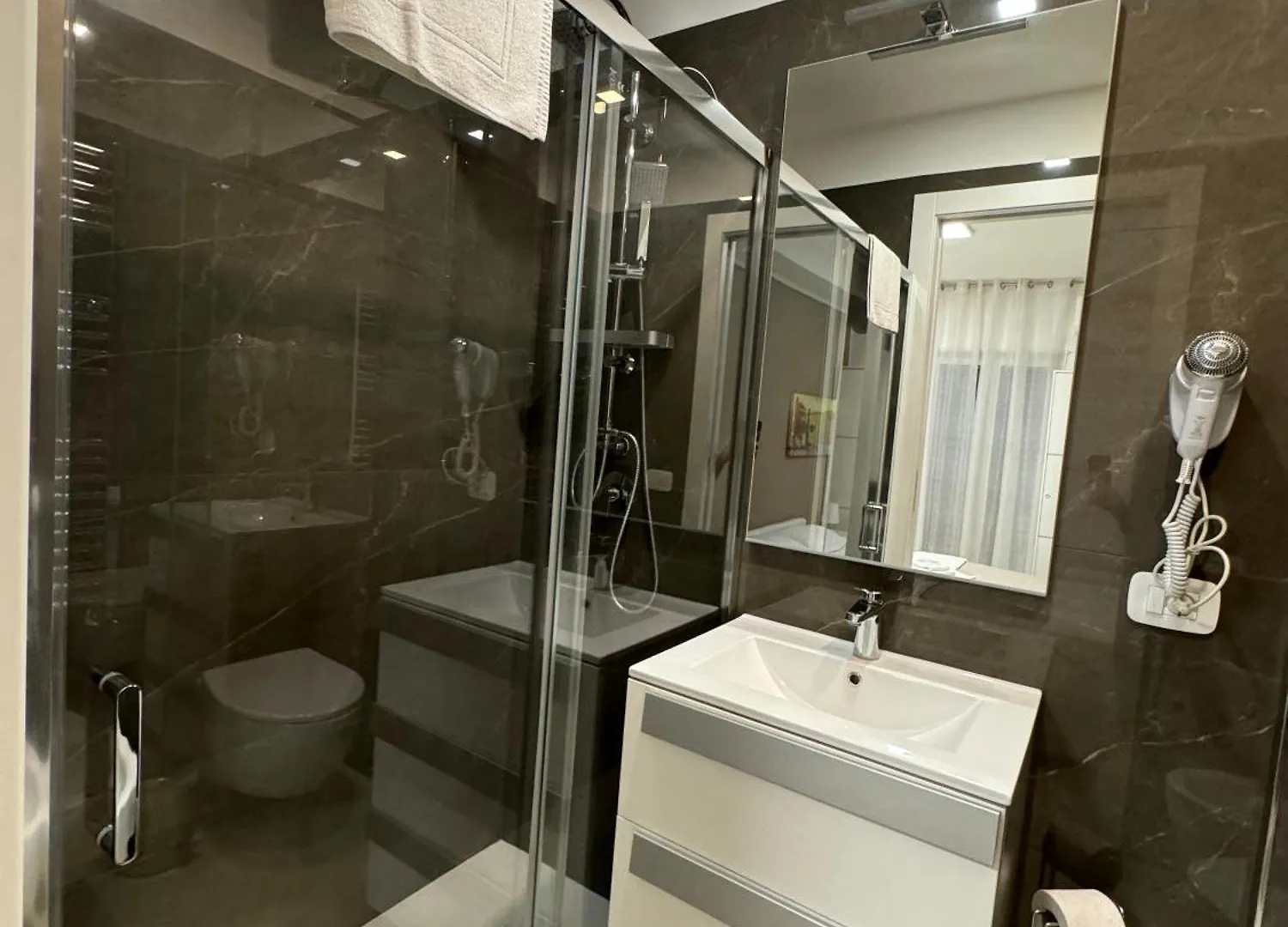 Four Rooms Naxos Giardini Naxos 0*,