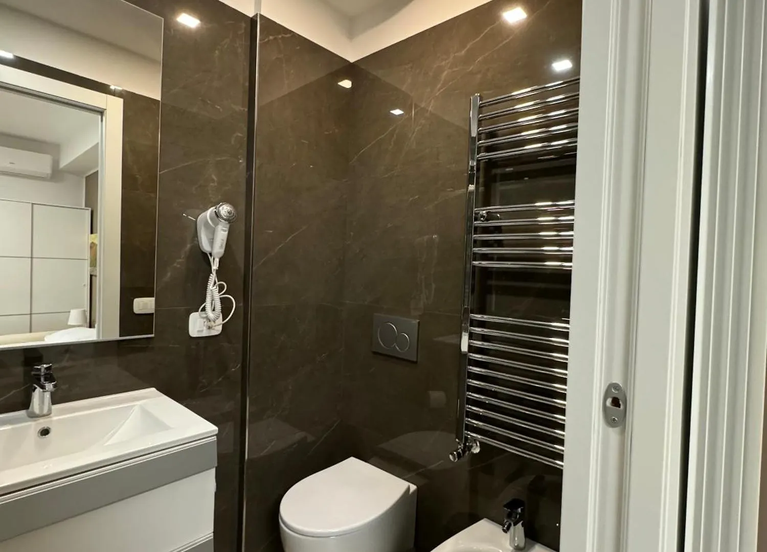 Bed & Breakfast Four Rooms Naxos Giardini Naxos Italia