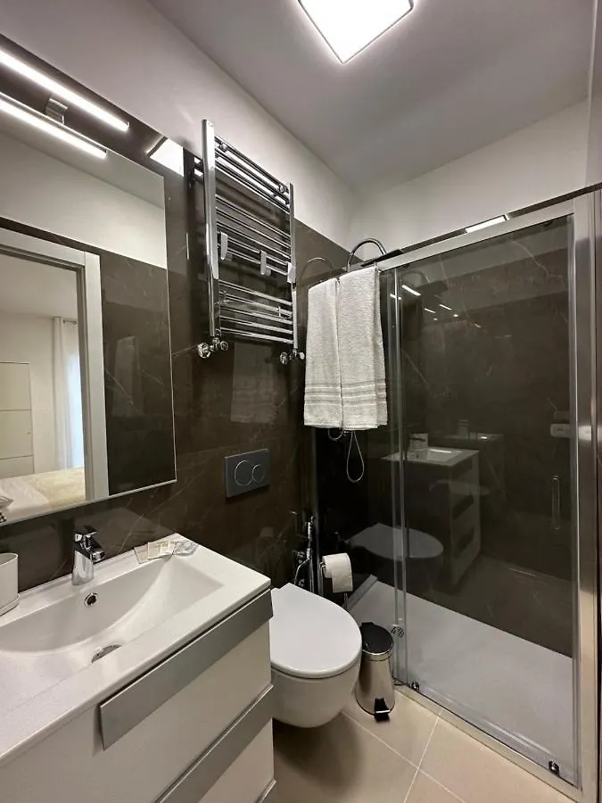 Four Rooms Naxos Giardini Naxos Bed & Breakfast